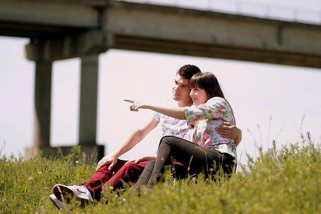 Jugend Liebe - Singlebörse Seite / Flirt App für Jugendliche | partnerbörse junge Leute kostenlose dating seiten für junge leute